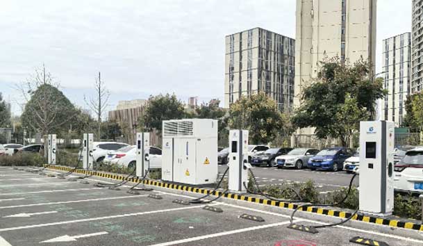 宜昌首批全液冷超充站投入運營，鴻嘉利助力高質量充電基礎設施建設(圖2)